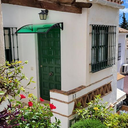 Semi-Detached Adosado Con Encanto -130 M2 - Wifi 600 Mb - Piscina Comunitaria - Patio Privado トレモリノス エクステリア 写真