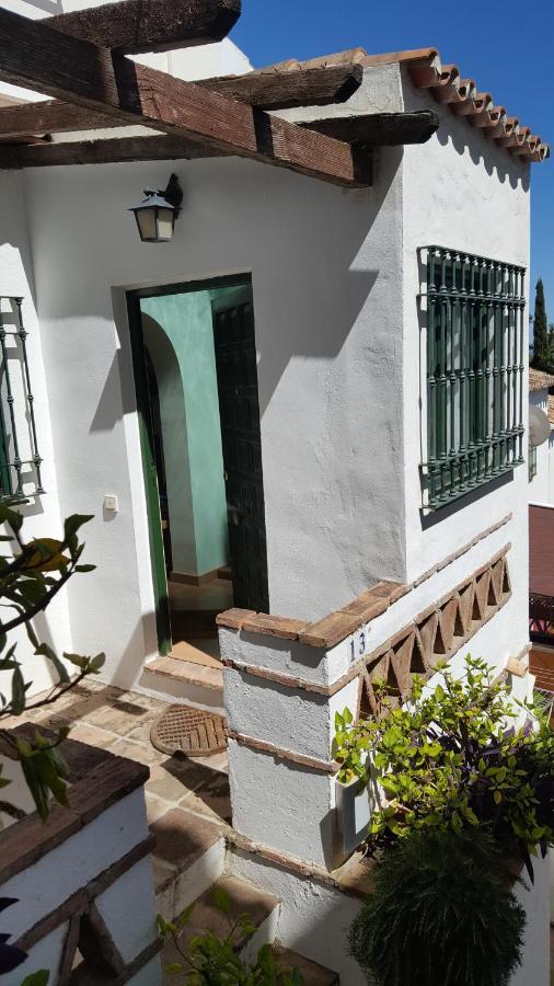 Semi-Detached Adosado Con Encanto -130 M2 - Wifi 600 Mb - Piscina Comunitaria - Patio Privado トレモリノス エクステリア 写真